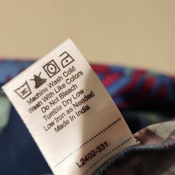 ❤️ NWOT! LOVE THE LABEL COTTON RUFFLED PUFF SLEEVE TOP / BLOUSE, SMOCKED CUFF, S - Picture 8 of 11